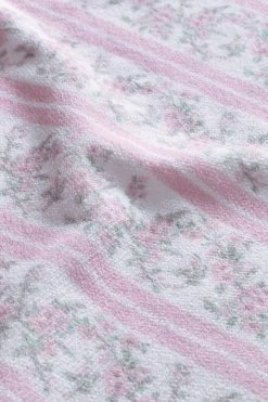 LSF Marigold Wreath Bath Towel