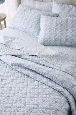 LSF Bedding Marigold Wreath Quilt And Sham Set