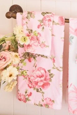LoveShackFancy Bath Hand Towel - PINK PAINTED FENCE